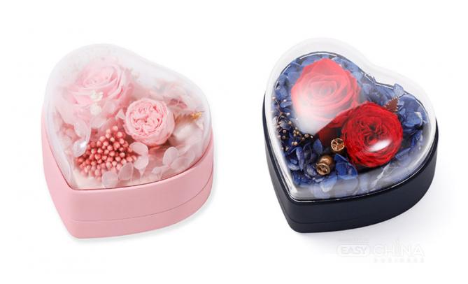 Фото товара Подарочная коробка с розой Flover Ring Box Фото товара Подарочная коробка с розой Flover Ring Box